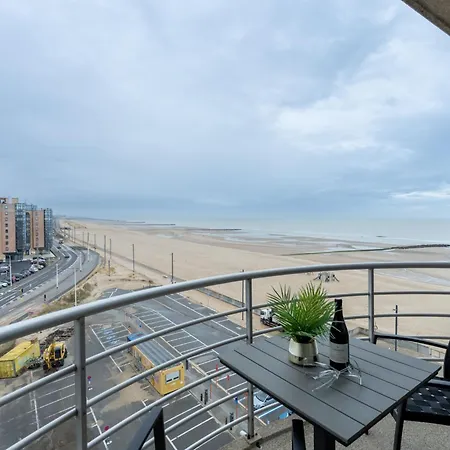 Apartment Zon & Zee With Seaview By Interhome Oostende