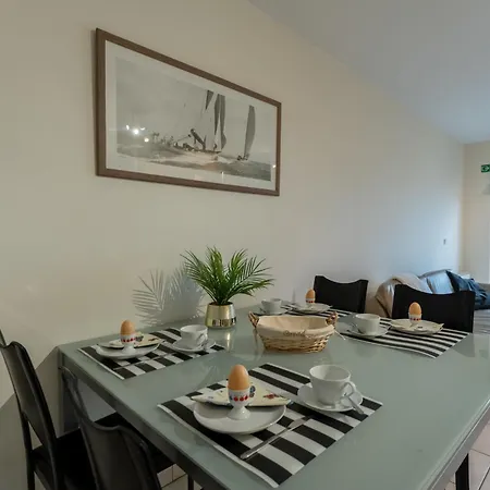 Apartment Zon & Zee With Seaview By Interhome * Ostende