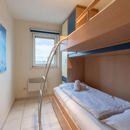 Appartement Apartment Zon & Zee With Seaview By Interhome